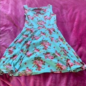 Super cute floral sundress